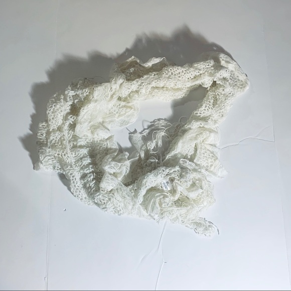 Collection Eighteen Spring Flora Scarf - Picture 4 of 6